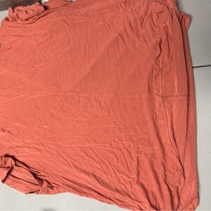 American Eagle Outfitters Short Sleeve Tee in Coral